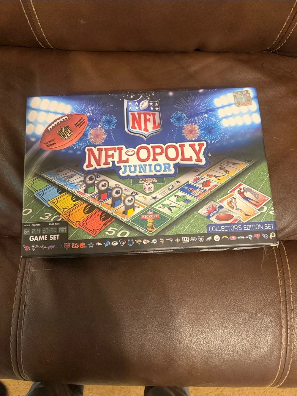 NFL NFL-Opoly Junior Board Game - Blue, Red, Green